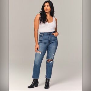 NWT Abercrombie & Fitch Ultra High Rise Ankle Straight Jeans